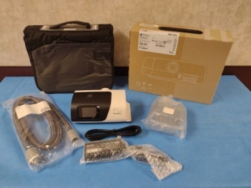 RESMED AIRSENSE 11 REF 39001 AUTOSET CPAP MACHINE **NEW IN BOX**