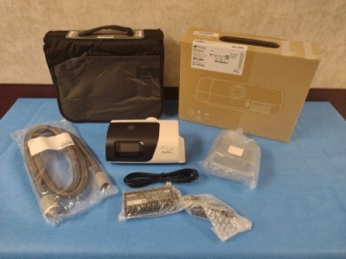 RESMED AIRSENSE 11 REF 39001 AUTOSET CPAP MACHINE **NEW IN BOX**
