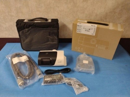 RESMED AIRSENSE 11 REF 39001 AUTOSET CPAP MACHINE **NEW IN BOX**
