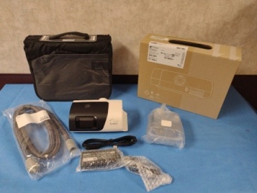 RESMED AIRSENSE 11 REF 39001 AUTOSET CPAP MACHINE **NEW IN BOX**