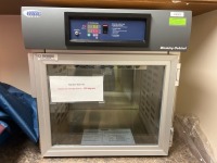 MAC MEDICAL MAC SWC 1824-TL-G SINGLE COMPARTMENT GLASS DOOR COUNTERTOP WARMING CABINET