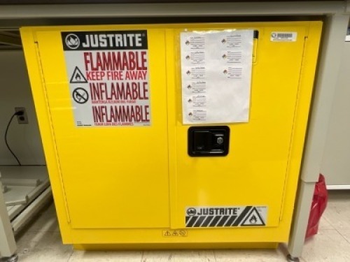 JUSTRITE DOUBLE DOOR UNDERCOUNTER FLAMMABLE LIQUID CABINET *CONTENT NOT INCLUDED*