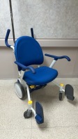 STRYKER MICHAEL GRAVES PRIME TC PATIENT TRANSPORT CHAIR