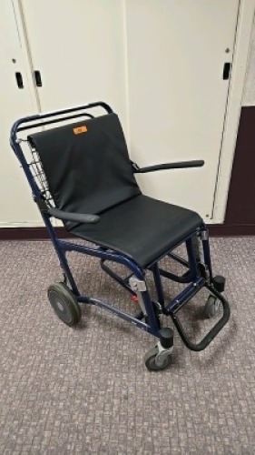 STAXI WOW-CARE PATIENT TRANSPORT CHAIR&nbsp;