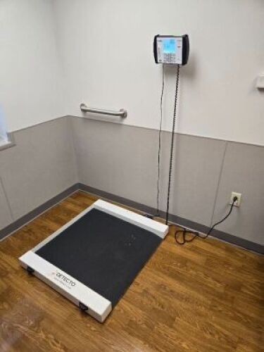 DETECTO PORTABLE FLOOR SCALE WITH MEDVUE DIGITAL WEIGHT INDICATOR