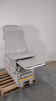 MIDMARK 604 EXAM TABLE