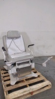 UMF 4010 POWER EXAM CHAIR WITH HAND CONTROL