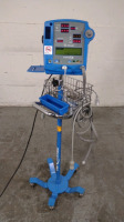 GE DASH 4000 PATIENT MONITOR ON ROLLING STAND