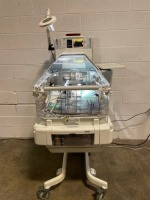 GE OMNIBED GIRAFFE INFANT INCUBATOR