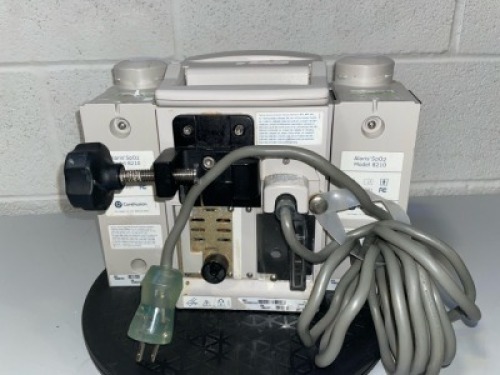 ALARIS 8015 INFUSION PUMP W/8210 MODULES