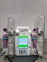 ALARIS 8015 INFUSION PUMP W/8120 MODULES