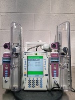 ALARIS 8015 INFUSION PUMP W/8120 MODULES