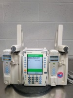 ALARIS 8015 INFUSION PUMP W/8110 MODULES