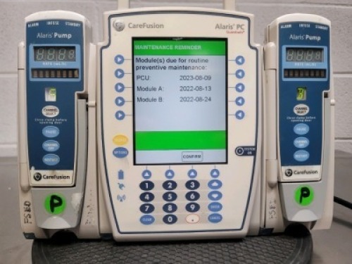 ALARIS 8015 INFUSION PUMP W/8100 MODULES