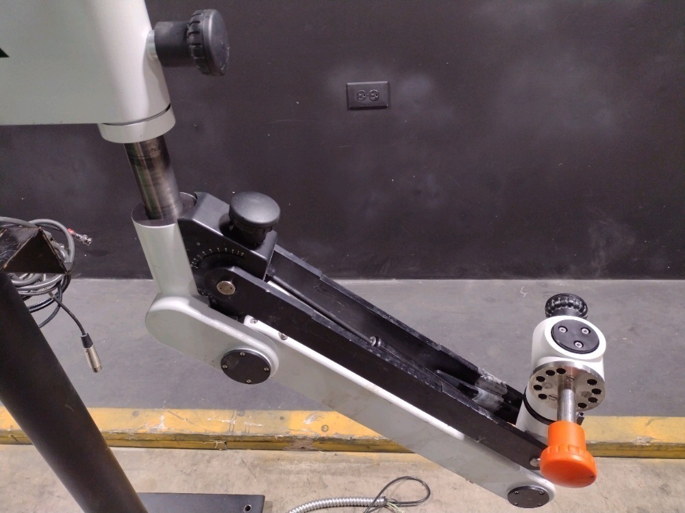 WILD HEERBRUGG M 690 SURGICAL MICROSCOPE TO INCLUDE SINGLE MOUNT ...