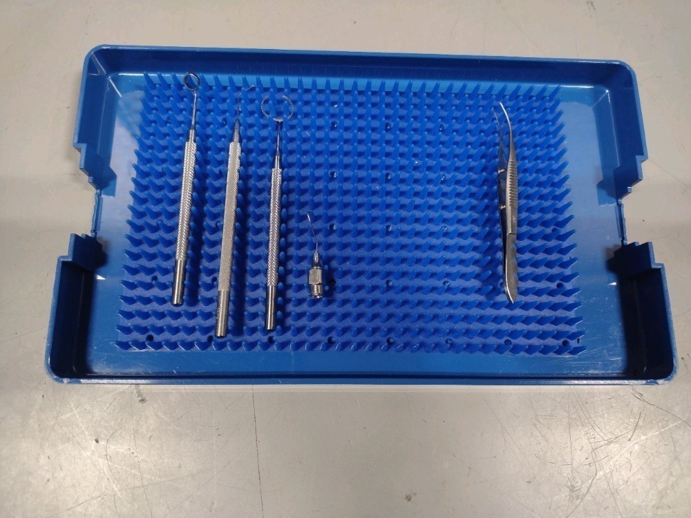 CATARACT INSTRUMENTATION TRAY