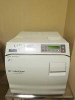 MIDMARK M11 ULTRACLAVE AUTOMATIC STERILIZER