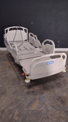 HILL-ROM ADVANTA 2 HOSPITAL BED