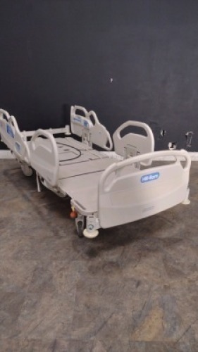 HILL-ROM ADVANTA 2 HOSPITAL BED