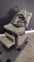 MIDMARK 75 EVOLUTION POWER EXAM CHAIR