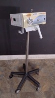 SUNOPTICS SURGICAL TITAN400HP LIGHT SOURCE ON ROLLING STAND