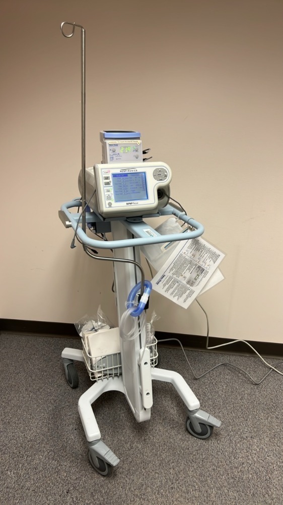RESPIRONICS BIPAP FOCUS VENTILATOR SYSTEM WITH FISHER&PAYKEL MR850JHU ...