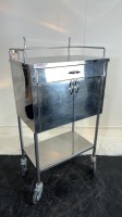 MOBILE STAINLESS STEEL MEDICAL TABLE