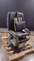 MIDMARK 411 POWER EXAM CHAIR