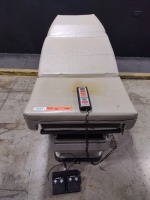 MIDMARK 405 POWER EXAM TABLE