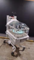 GE GIRAFFE OMNIBED INFANT INCUBATOR