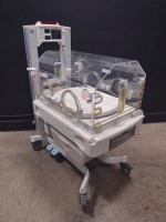 OHMEDA GIRAFFE INFANT INCUBATOR