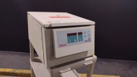 THERMO SCIENTIFIC LABOFUGE 400 CENTRIFUGE