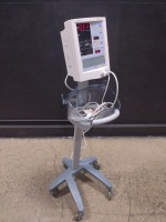 MINDRAY ACCUTORR PLUS PATIENT MONITOR