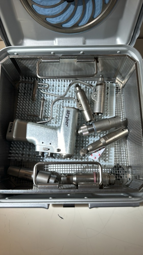 STRYKER MINI CORDLESS DRILL SET TO INCLUDE 4405 CD4 CORDLESS DRIVE ...
