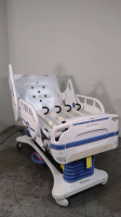 STRYKER 3005S3 HOSPITAL BED