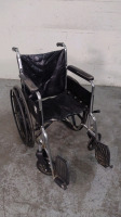 MEDLINE EXCEL 2000 WHEELCHAIR