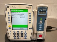 ALARIS PC 8015 INFUSION PUMP W/ ALARIS 8100 PUMP MODULE