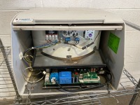 BECKMAN COULTER CENTRIFUGE