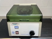 MARKET LAB VANGUARD V6500 CENTRIFUGE