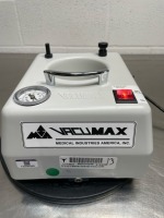 MEDICAL INDUSTRIES AMERICA VACUMAX 605 SUCTION PUMP