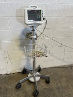 GE DASH 3000 PATIENT MONITOR ON ROLLING STAND