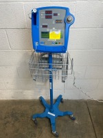 GE DINAMAP PRO 200V2 PATIENT MONITOR ON ROLLING STAND