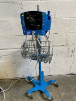 GE CARESCAPE V100 PATIENT MONITOR