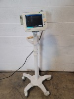 PHILIPS SURESIGNS VS3 PATIENT MONITOR ON ROLLING STAND