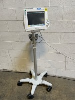 PHILIPS INTELLIVUE MX30 PATIENT MONITOR ON ROLLING STAND