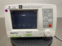 EDWARD LIFESCIENCES VIGILEO PATIENT MONITOR