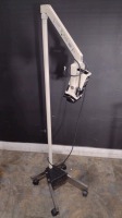 OHMEDA LR87400 PHOTOTHERAPY LIGHT ON ROLLING STAND