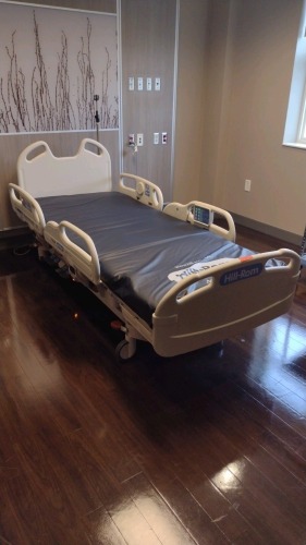 HILL-ROM VERSACARE HOSPITAL BED