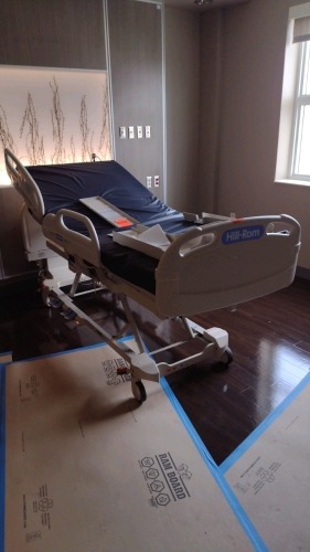 HILL-ROM VERSACARE HOSPITAL BED