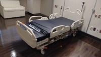 HILL-ROM VERSACARE HOSPITAL BED